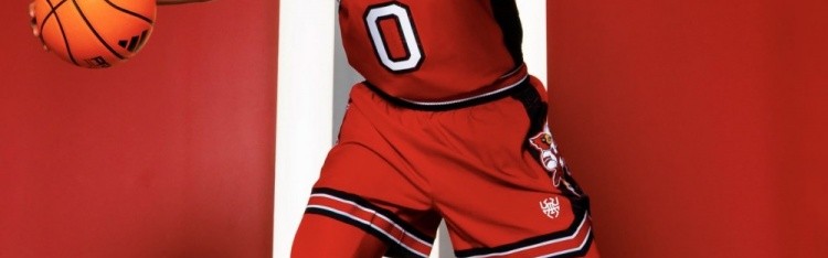 博鱼-米切尔为母校设计特别款球衣！带有其个人Logo和蜘蛛侠元素！